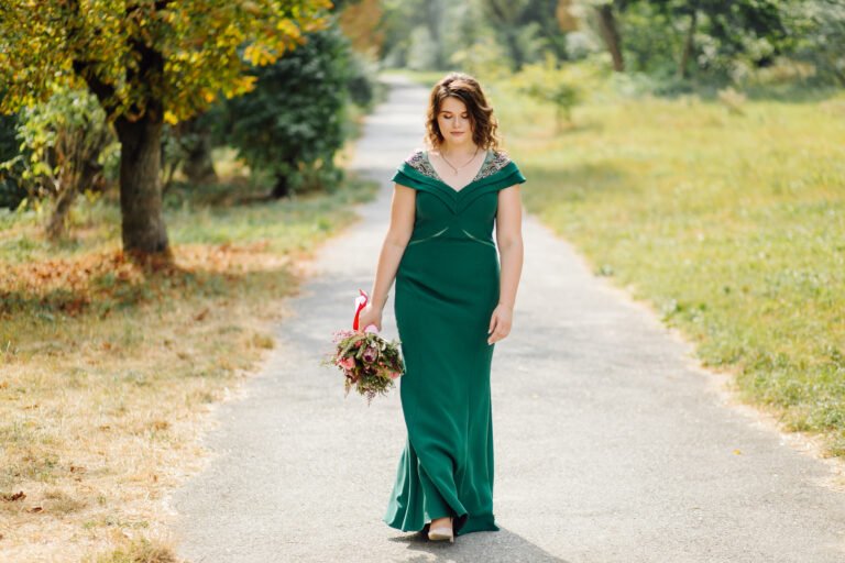 Long-Sleeve Dresses for Any Event: Elegant and Easy