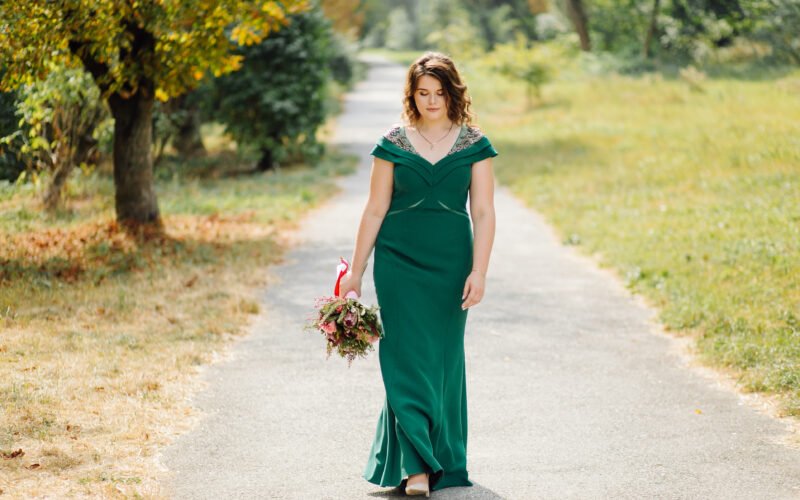 Long-Sleeve Dresses for Any Event: Elegant and Easy