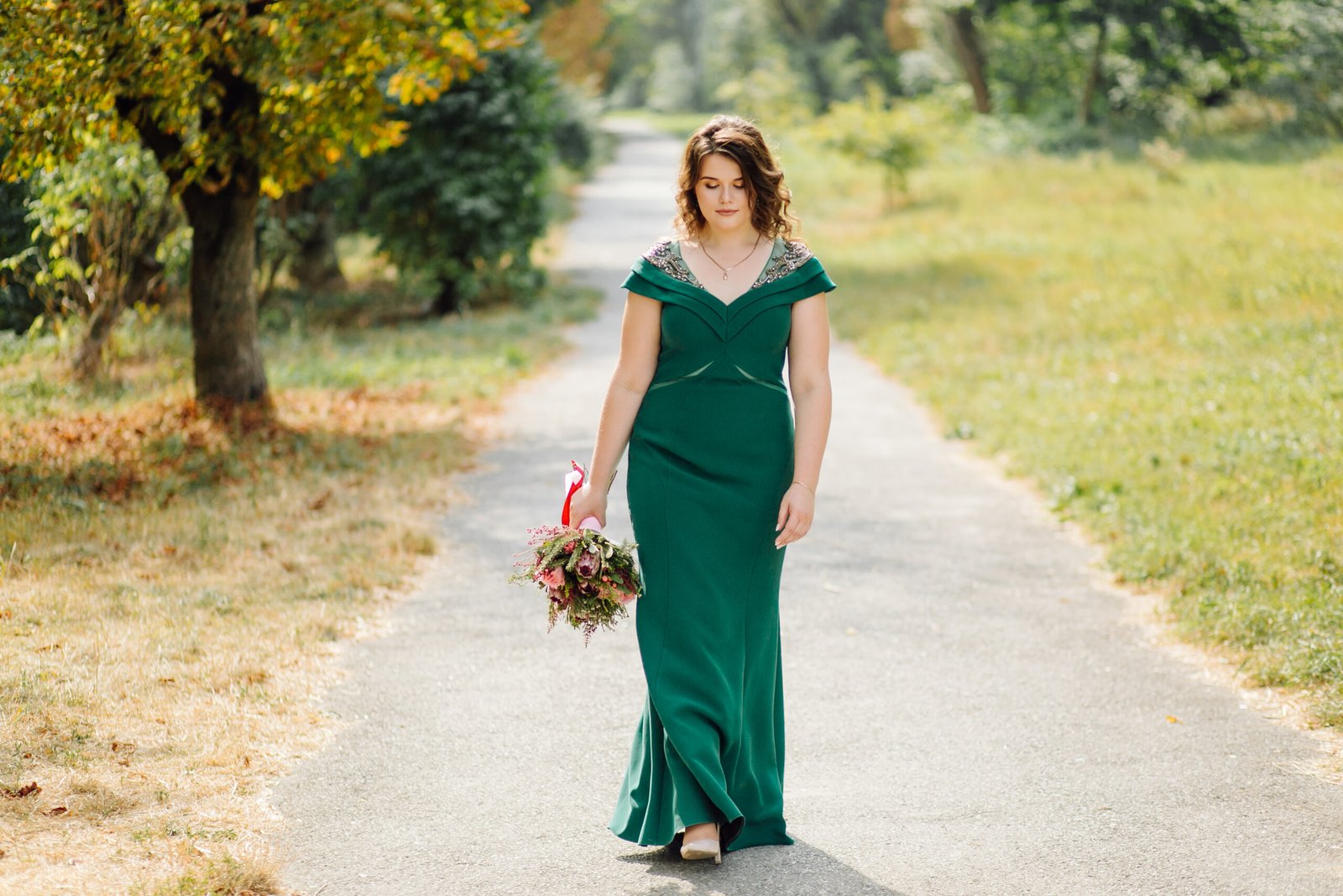 Long-Sleeve Dresses for Any Event: Elegant and Easy